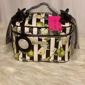 Betsey Johnson makeup bag NWT